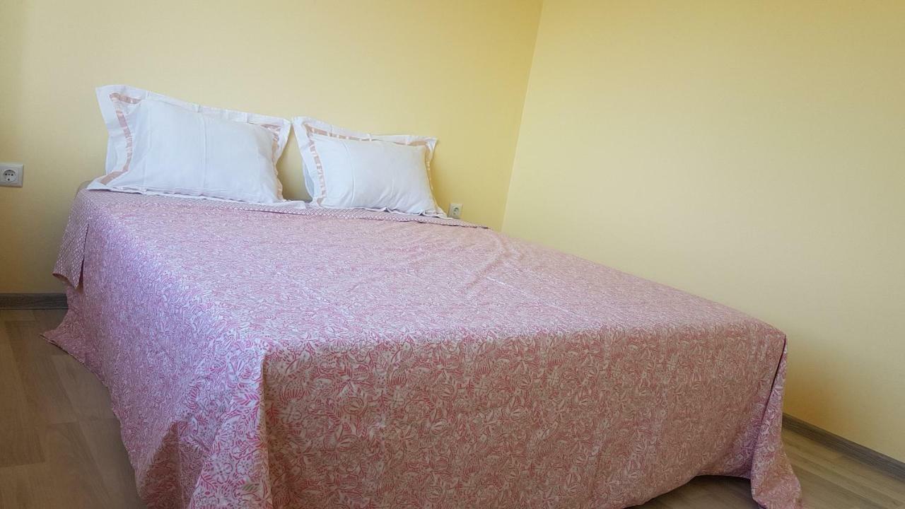 Malavi Guest House Krasen! Comfort&Clean! Exterior foto